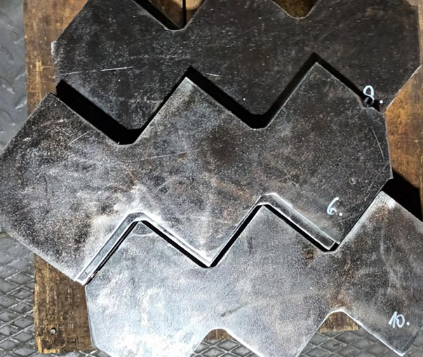 Wear-resistant steel15