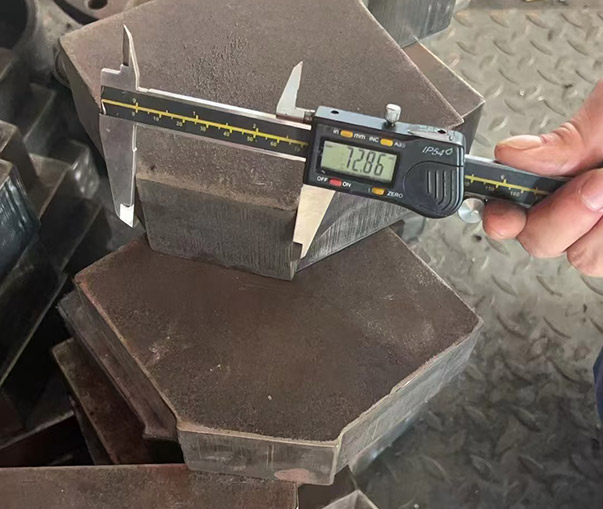 Wear-resistant steel19